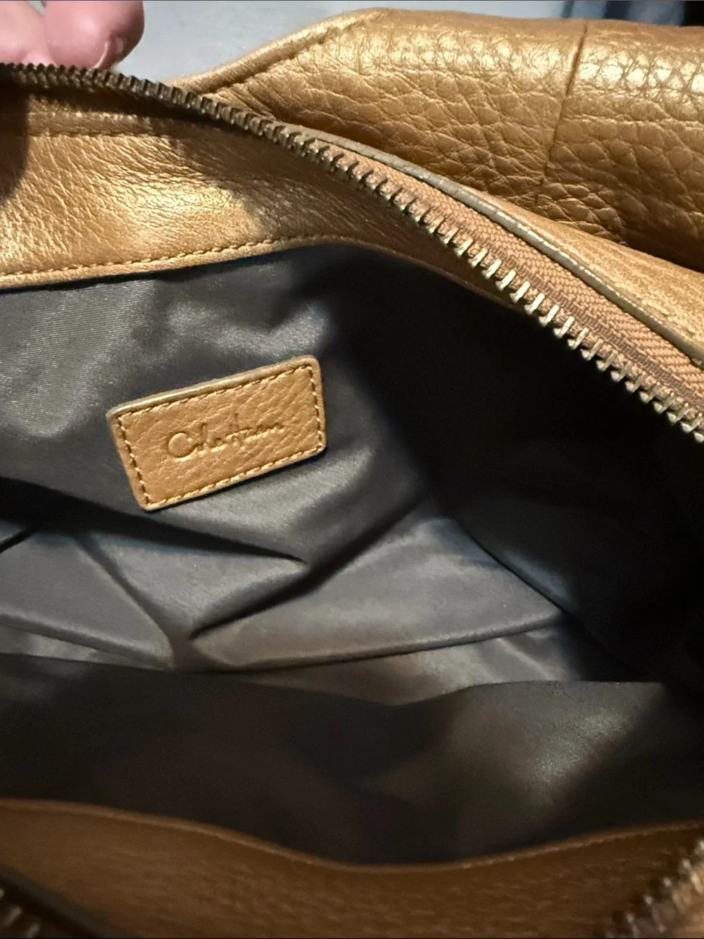 Pebbled Tan Shoulder Bag with Gold-Tone Closure Vintage